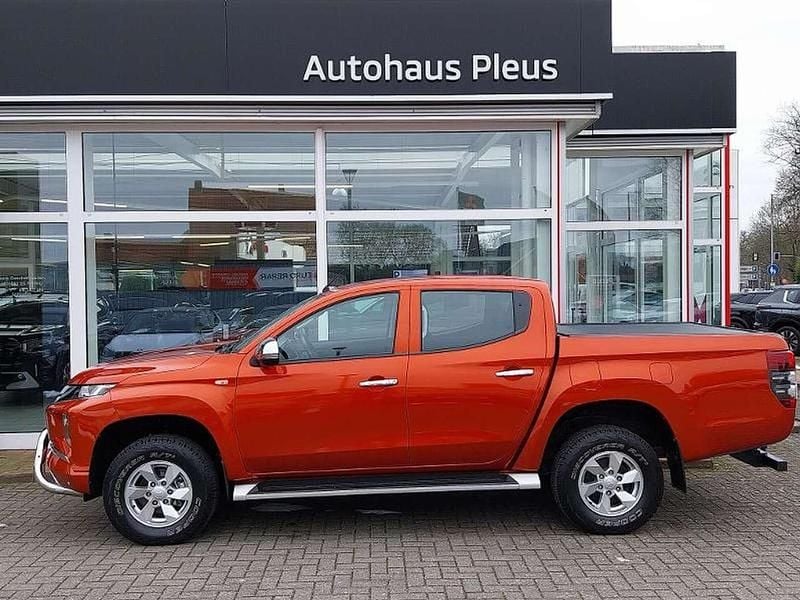 Gebraucht Mitsubishi L200 Basis 150 PS (110 kW) 2021 Zirkonorange Abholung
