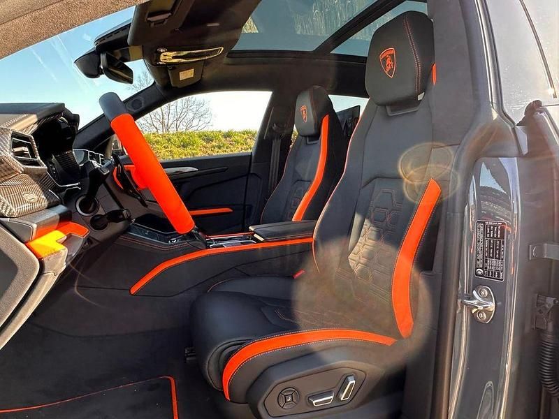 Neu Lamborghini Urus 799 PS (587 kW) 2026 Grau SUV