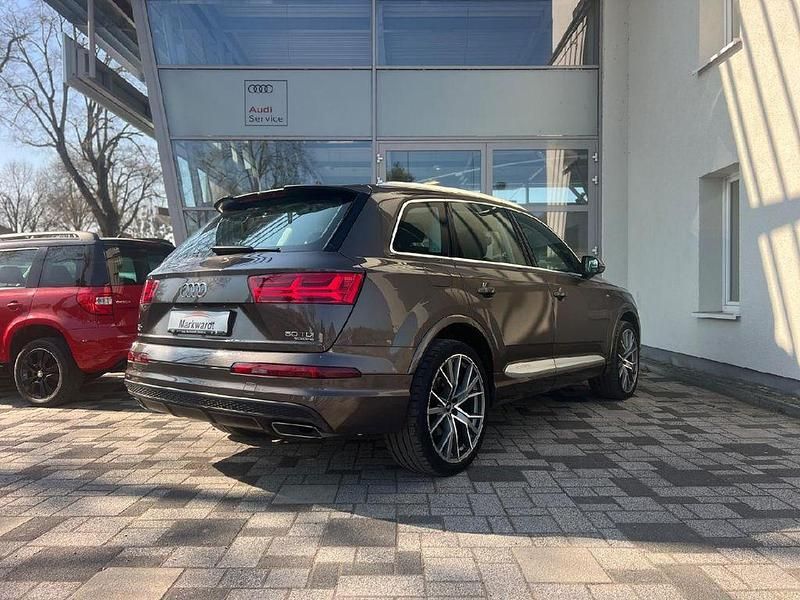 Gebraucht Audi Q7 Sport 286 PS (210 kW) 2018 Argusbraun metallic SUV