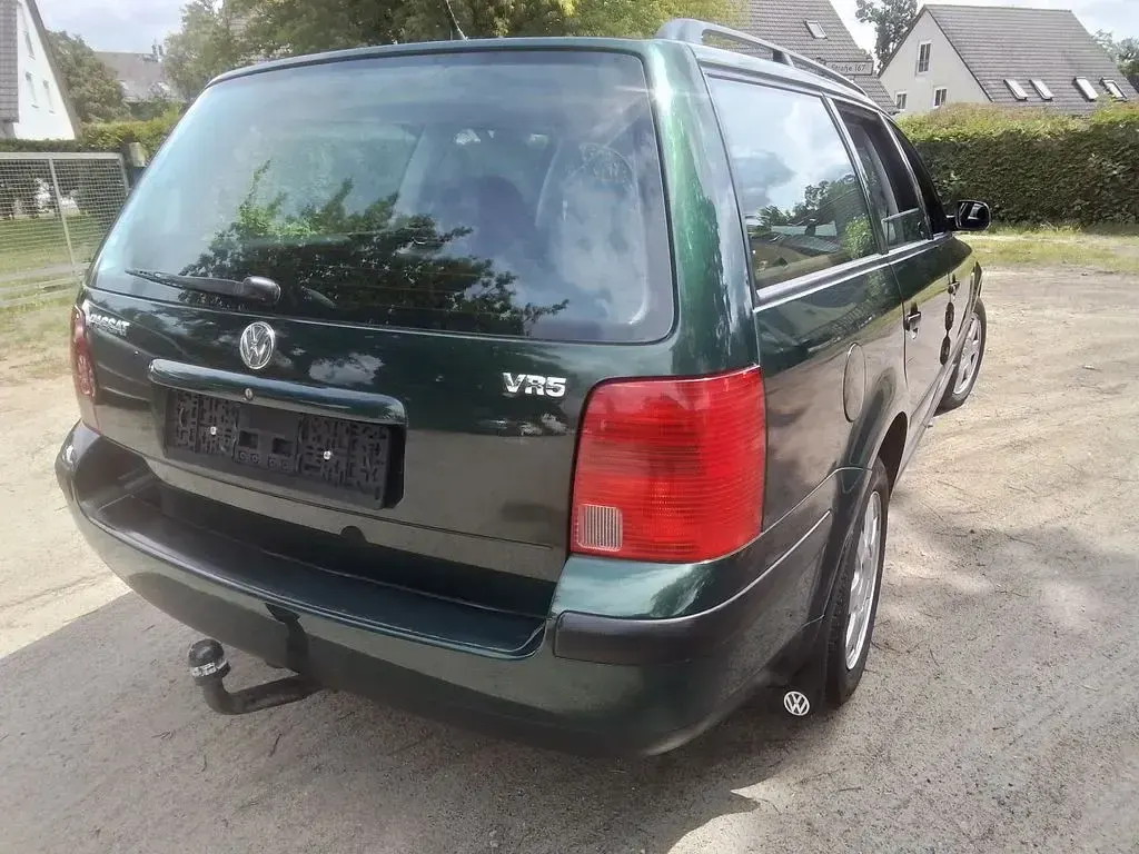 Gebraucht VW Passat 150 PS (110 kW) 1998 Grün Limousine