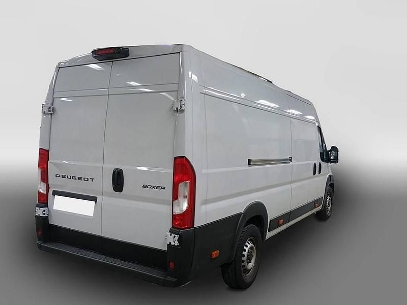 Gebraucht Peugeot Boxer 140 PS (102 kW) 2024 Weiß Van