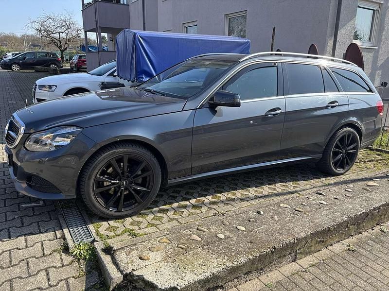 Gebraucht Mercedes E200 Edition 136 PS (100 kW) 2015 Kombi