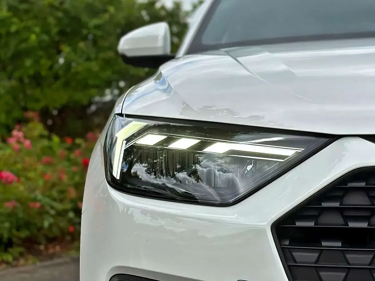 Gebraucht Audi A1 Sportback 95 PS (69 kW) 2023 Weiß Kleinwagen