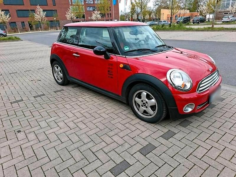 Second-hand Mini ONE 95 CP (69 kW) 2007 Roșu Hatchback