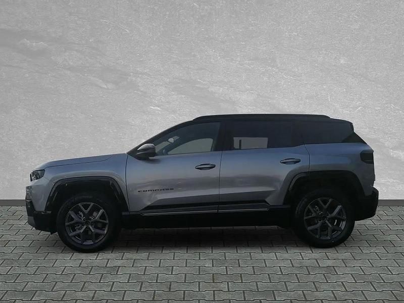 Second-hand Jeep Compass 145 CP (106 kW) 2025 Gri SUV