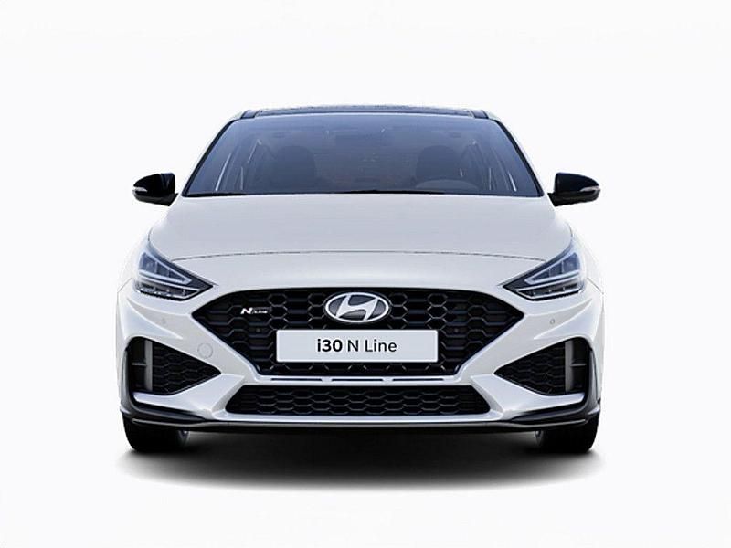 Neu Hyundai i30 N Line 150 PS (110 kW) 2026 Weiß Limousine