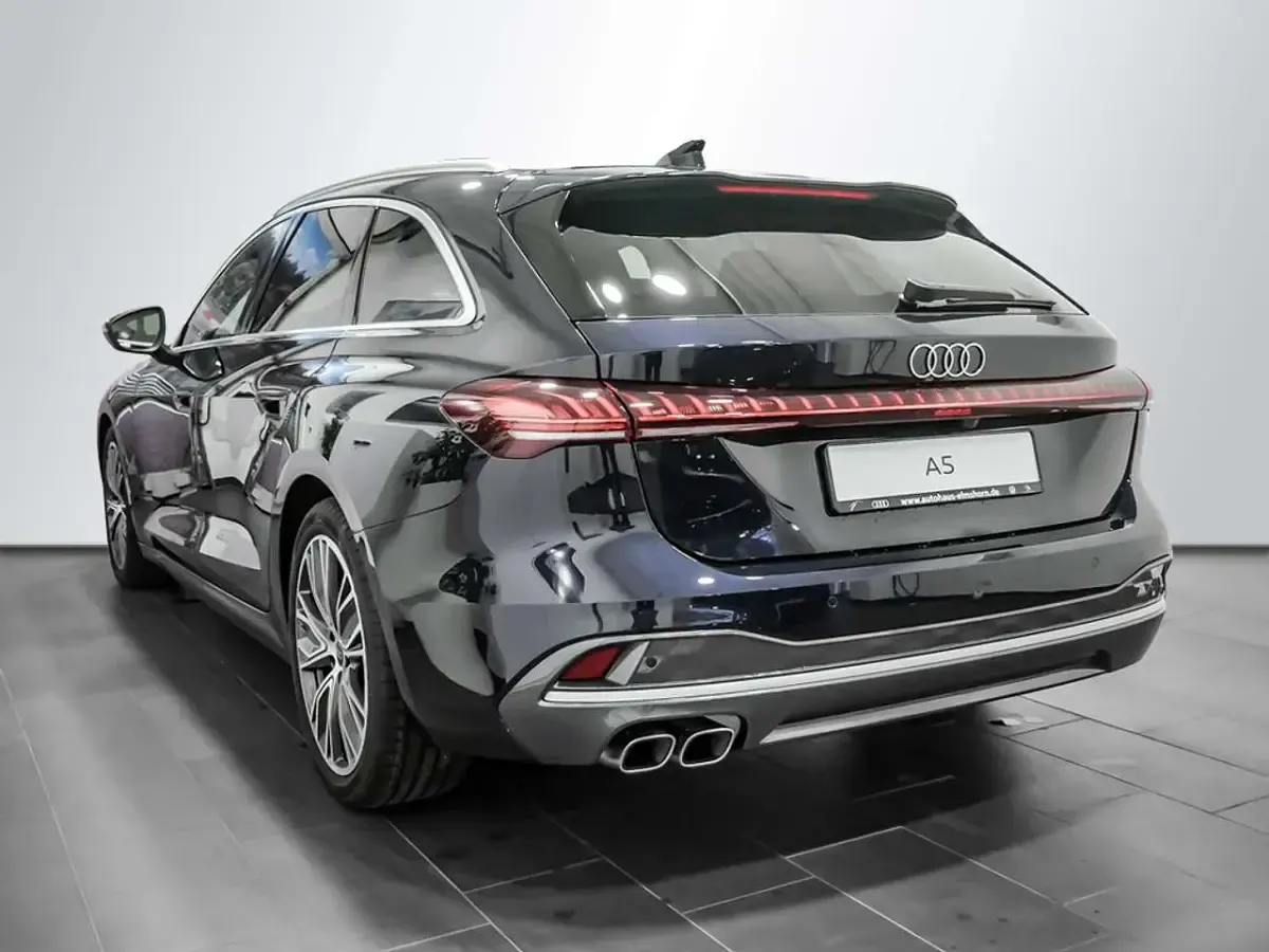 Gebraucht Audi A5 Ambiente 204 PS (150 kW) 2025 Firmamentblau Kombi