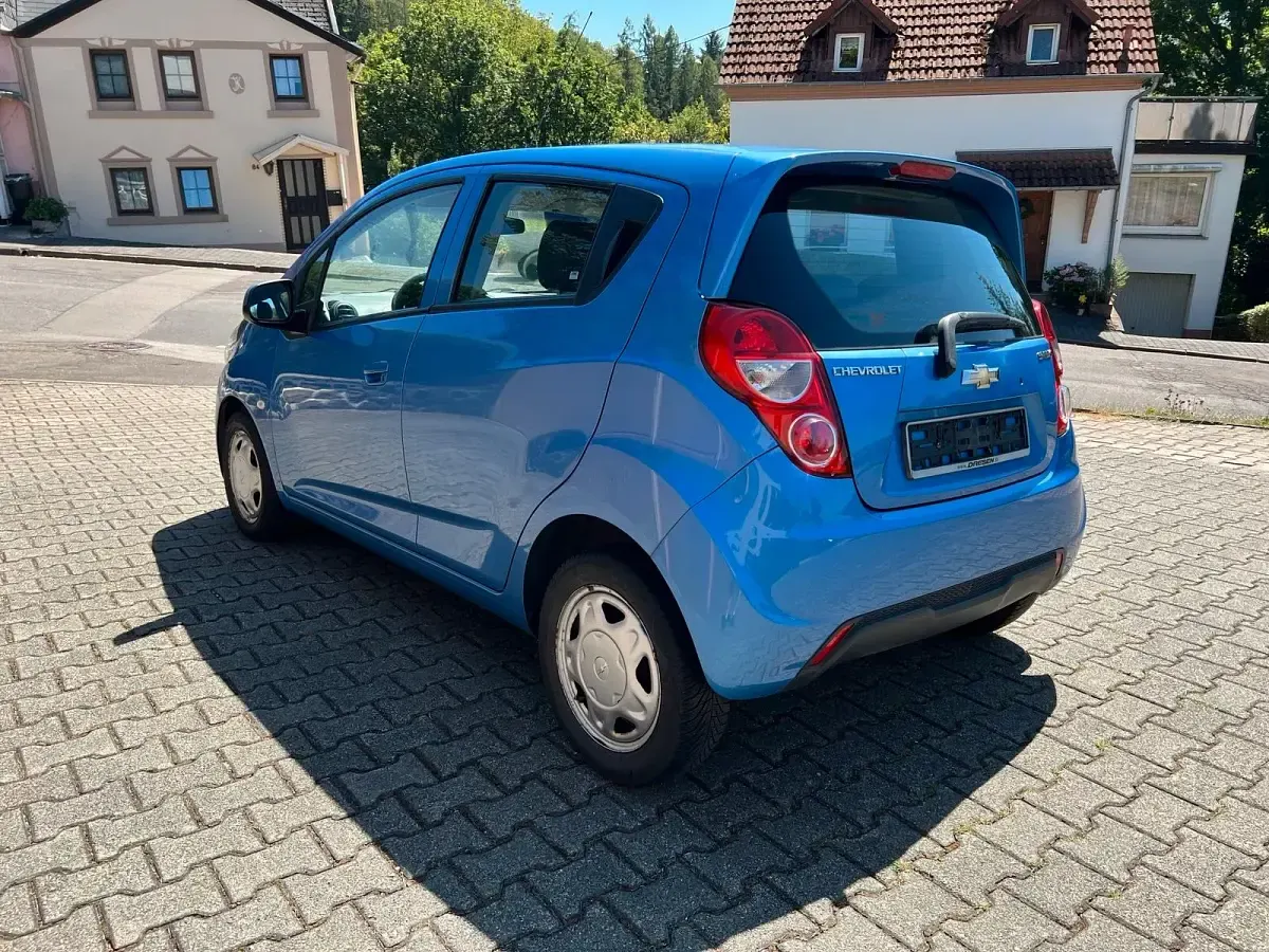 Gebraucht Chevrolet Spark LT 68 PS (50 kW) 2013 Blau Kleinwagen