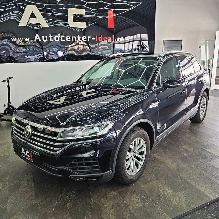 Schwarz Gebraucht 2019 VW Touareg SUV | 33.900 € (Fairer Preis) - Bild 1/4