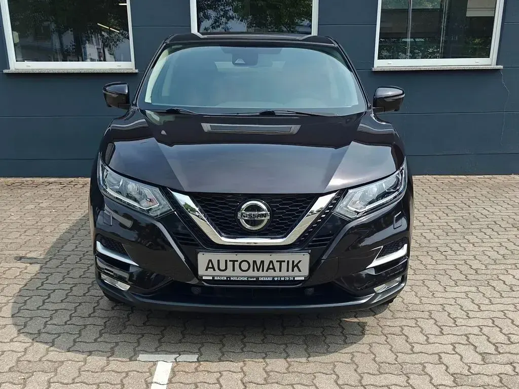 Gebraucht Nissan Qashqai N-Connecta 159 PS (116 kW) 2019 Schwarz SUV
