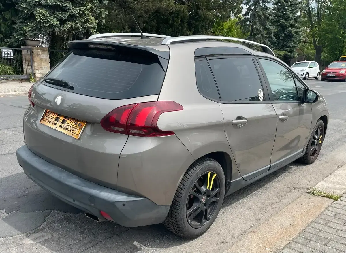 Gebraucht Peugeot 2008 S 110 PS (80 kW) 2016 Grau SUV