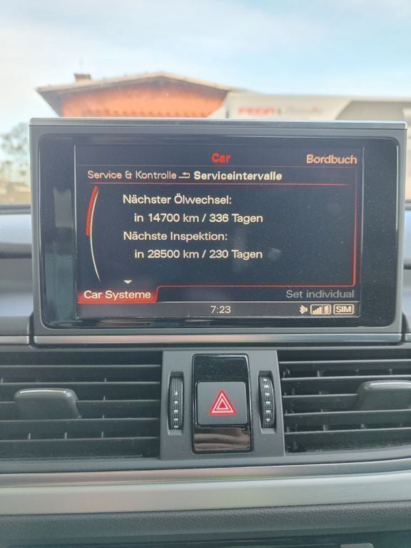 Gebraucht Audi A6 Ambiente 190 PS (139 kW) 2014 Schwarz Kombi