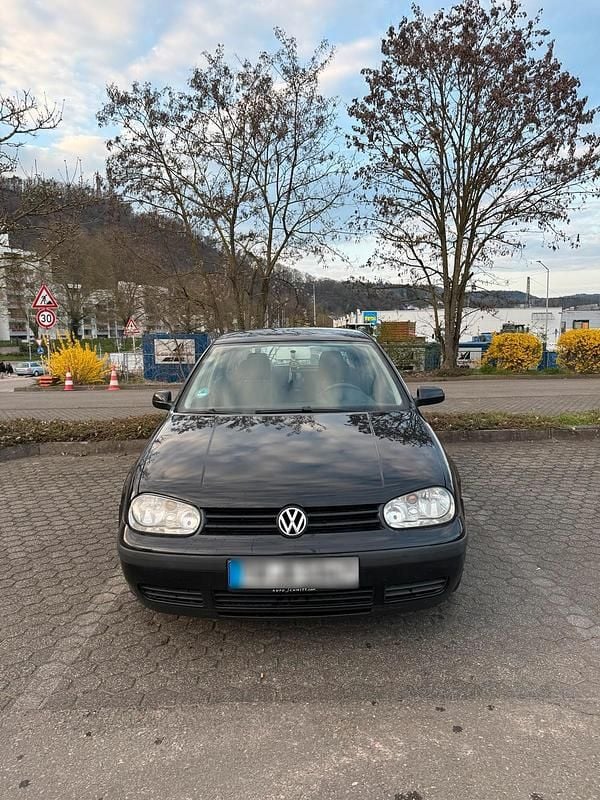 Gebraucht VW Golf IV 90 PS (66 kW) 2004 Schwarz Kleinwagen
