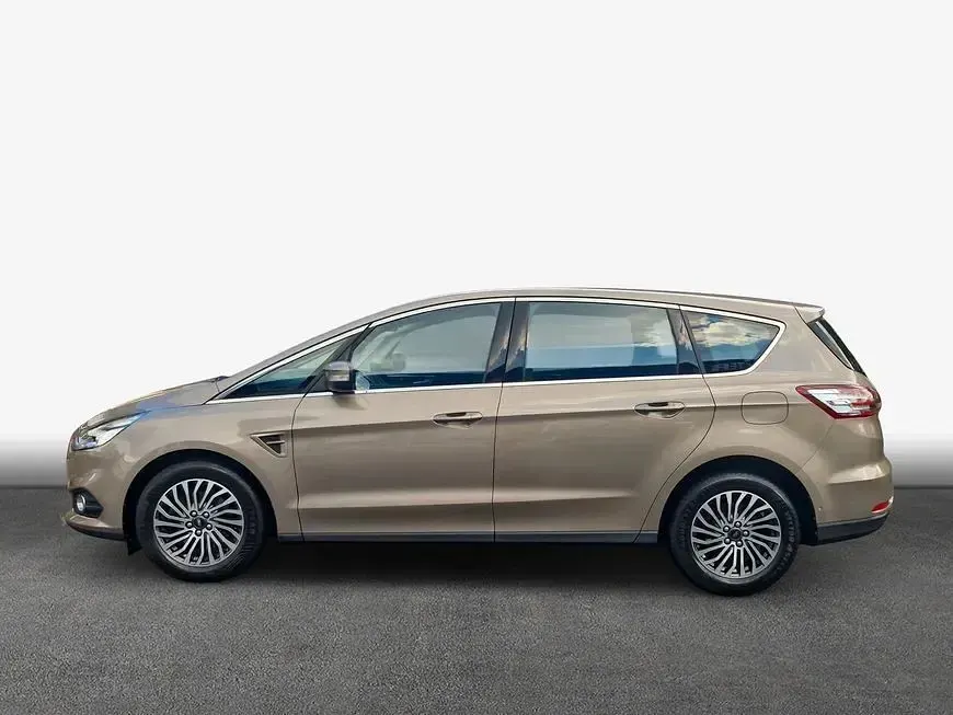 Gebraucht Ford S-MAX Titanium 150 PS (110 kW) 2019 Silber Van / Kleinbus