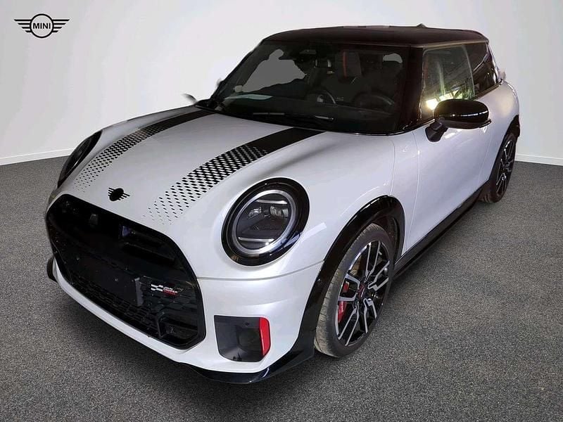 Gebraucht Mini John Cooper Works 231 PS (169 kW) 2025 Weiß Kleinwagen