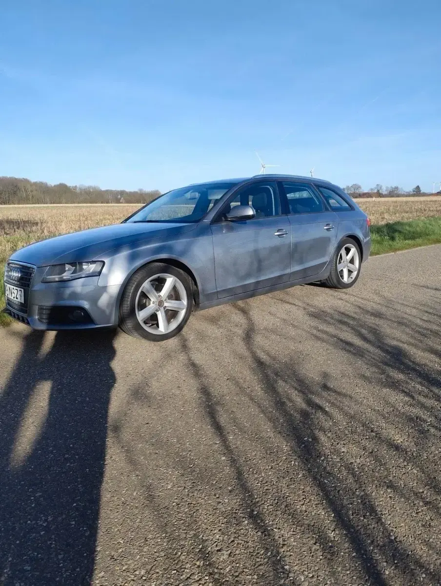 Gebraucht Audi A4 143 PS (105 kW) 2010 Silber Kombi