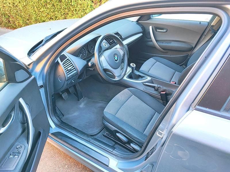 Gebraucht BMW 116 116 PS (85 kW) 2005 Grau Kleinwagen