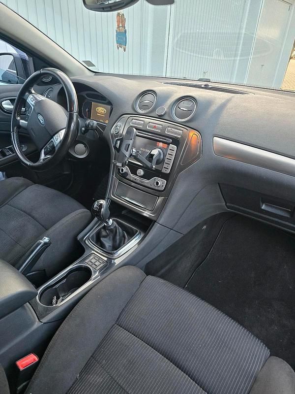 Gebraucht Ford Mondeo 175 PS (128 kW) 2008 Schwarz Kombi