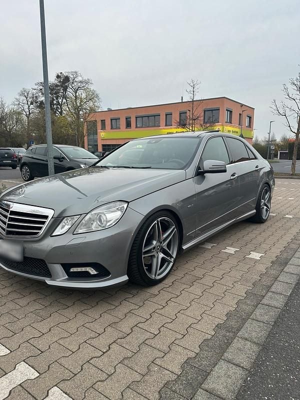 Gebraucht Mercedes 350 AMG 265 PS (194 kW) 2011 Grau Limousine
