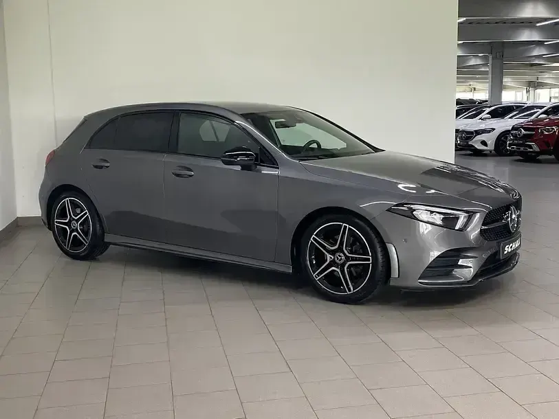 Gebraucht Mercedes A200 AMG 163 PS (119 kW) 2019 Grau Limousine
