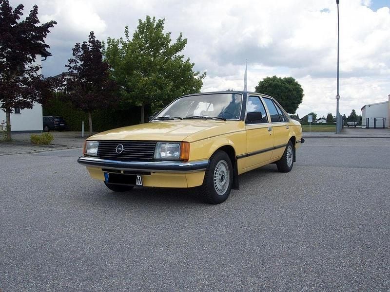 Gelb Gebraucht 1978 Opel Rekord S Limousine | 5.000 € - Bild 1/4