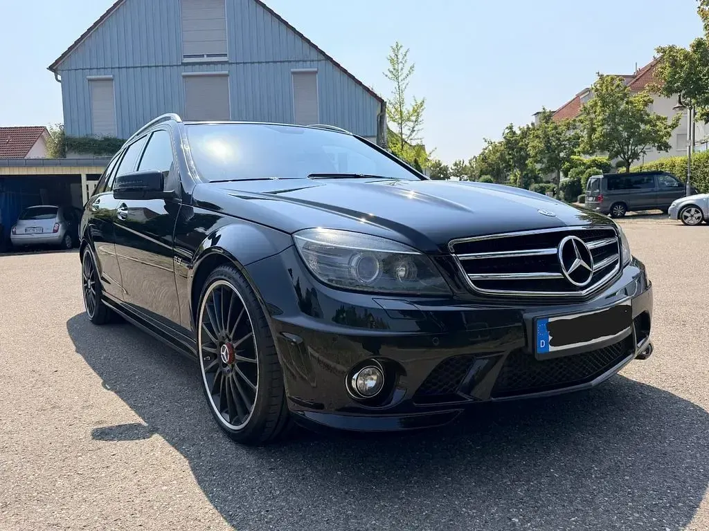 Gebraucht Mercedes C63 AMG AMG 487 PS (358 kW) 2011 Schwarz Limousine