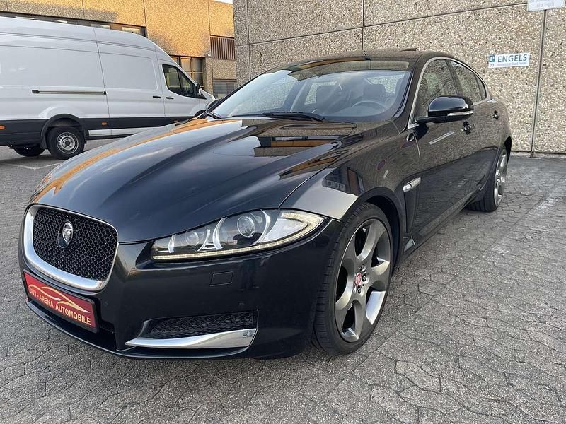 Midnight black Gebraucht 2012 Jaguar XF Portfolio Limousine | 14.500 € (Fairer Preis) - Bild 1/4