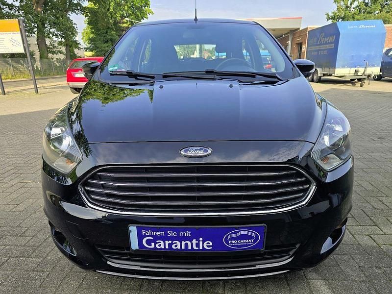 Schwarz Gebraucht 2017 Ford Ka Plus Basis Kleinwagen | 6.500 € (Fairer Preis) - Bild 1/4