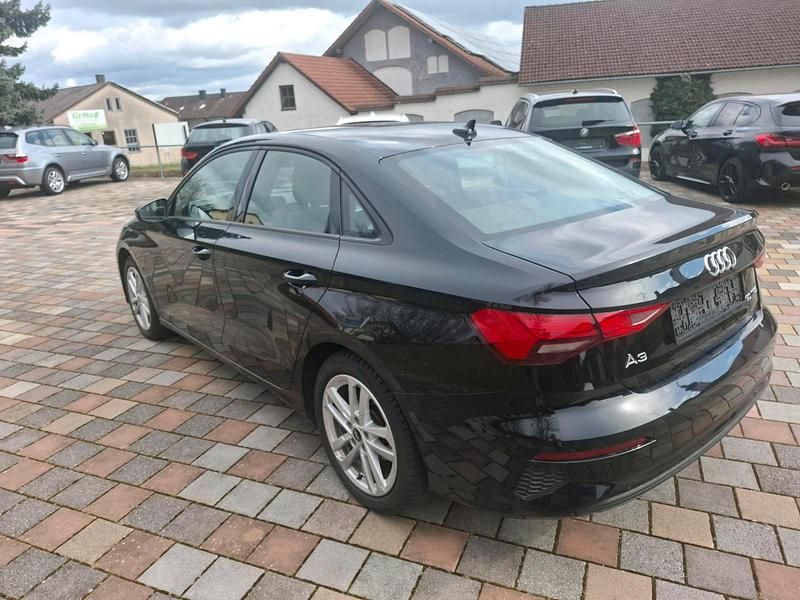 Gebraucht Audi A3 110 PS (80 kW) 2021 Schwarz Limousine
