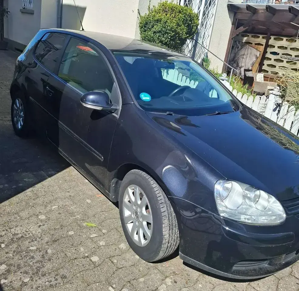 Gebraucht VW Golf IV Comfortline 75 PS (55 kW) 2005 Schwarz Limousine