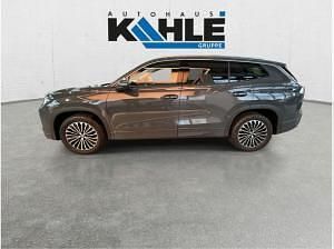 Neu VW Tayron IQ Drive 150 PS (110 kW) 2025 Schwarz (grenadillschwarz) SUV