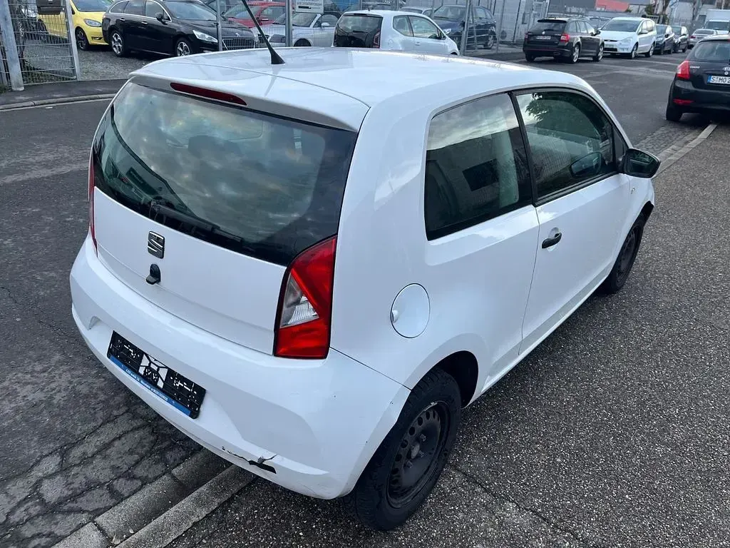 Używany Seat Mii Reference 68 KM (50 kW) 2014 Biały Hatchback