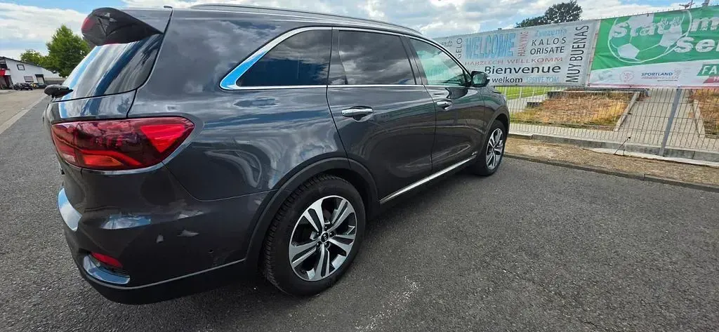 Gebraucht Kia Sorento Platinum Edition 200 PS (147 kW) 2019 Grau SUV