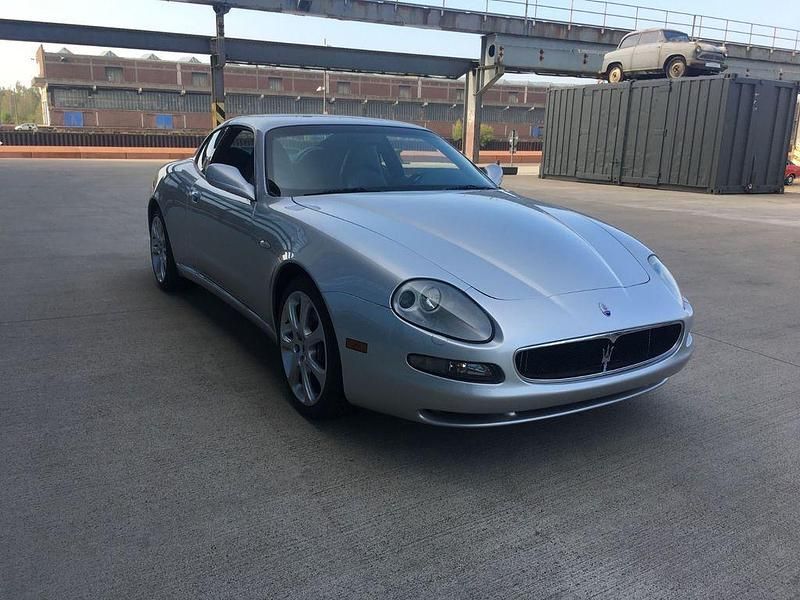 Grau Gebraucht 2002 Maserati 4200 Coupé | 18.990 € - Bild 1/4