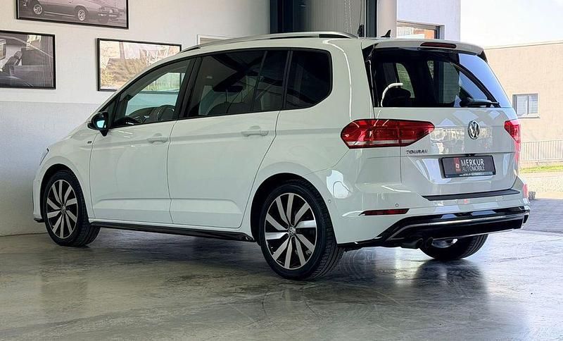 Gebraucht VW Touran Join 150 PS (110 kW) 2018 Weiß Van / Kleinbus