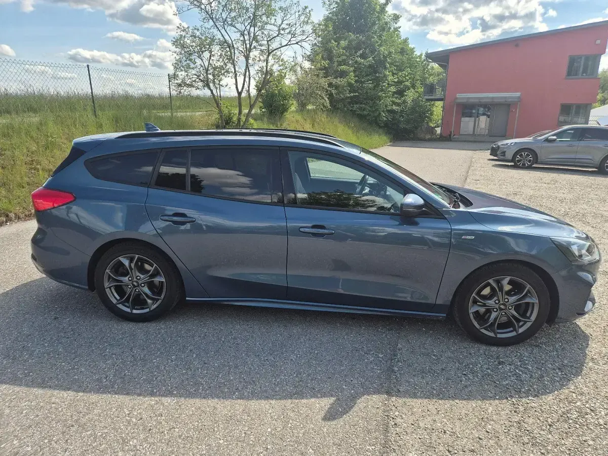 Gebraucht Ford Focus ST-Line 150 PS (110 kW) 2021 Kombi