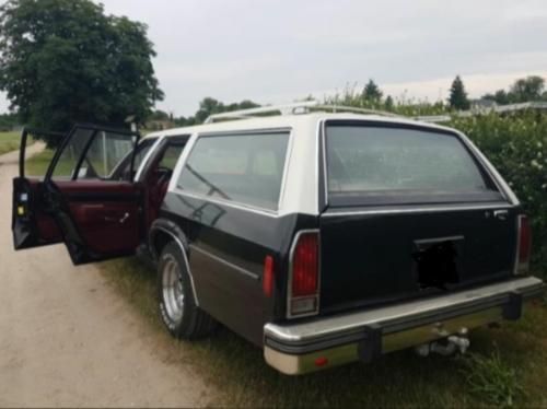 Verkauft Ford Ltd Kombi V8 Ami Us Usa Gebraucht 1979 12 345 Km In Carlsberg
