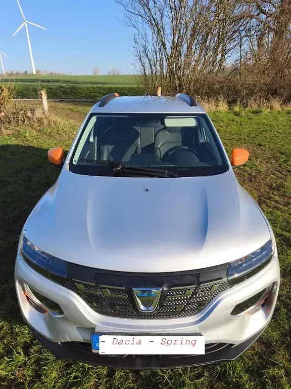 Gebraucht Dacia Spring Comfort Plus 33 kW (45 PS) 2021 Silber Kleinwagen