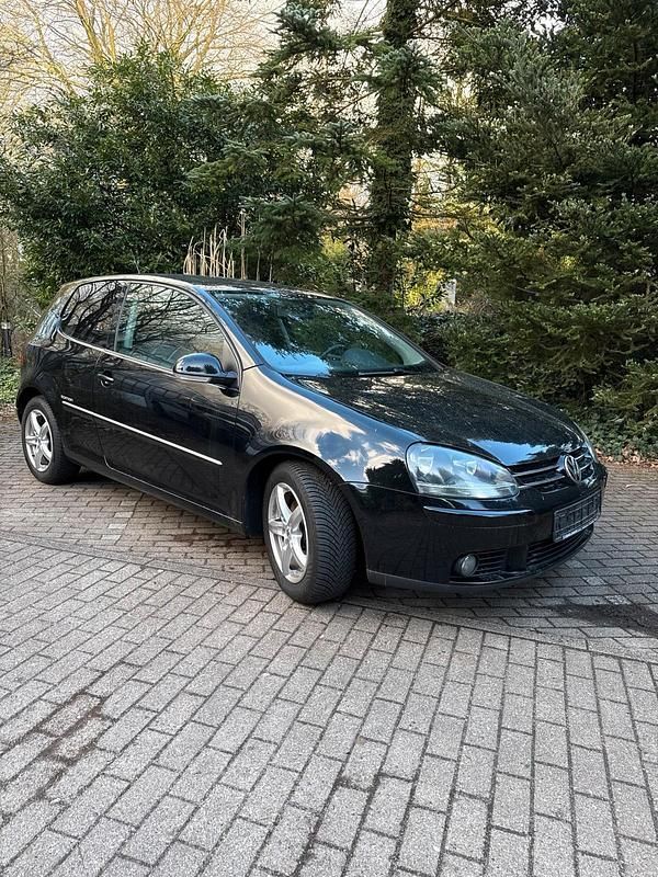 Gebraucht VW Golf VI Edition 80 PS (58 kW) 2008 Schwarz Kleinwagen