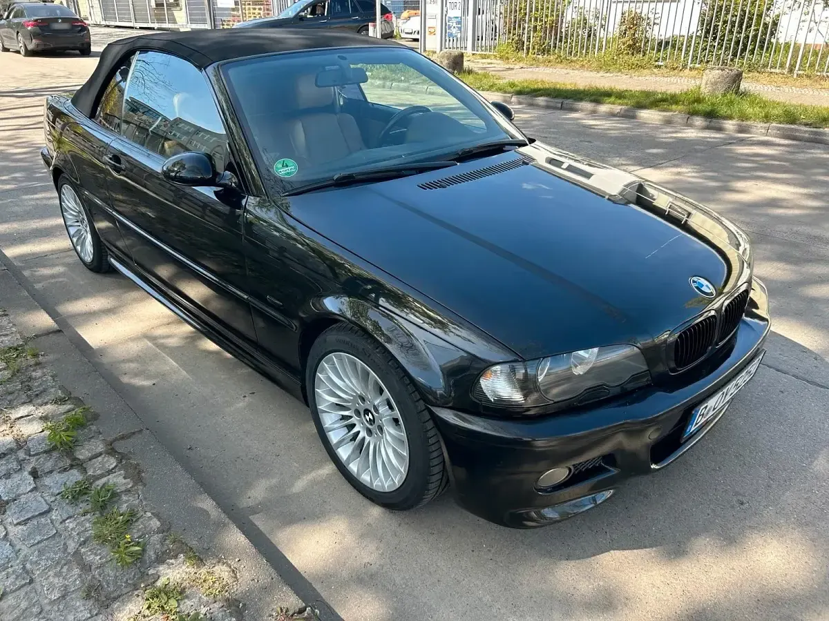 Second-hand BMW 330 M Sport 231 CP (169 kW) 2002 Negru Cabrio