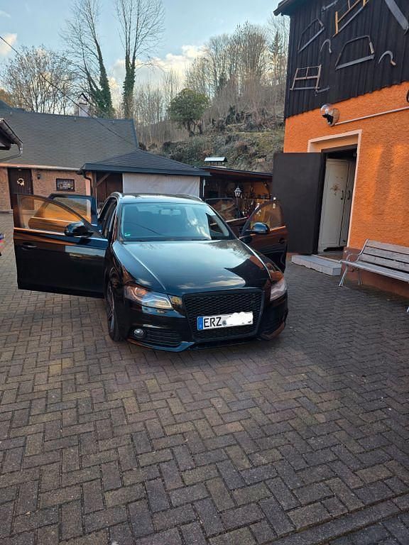 Gebraucht Audi A4 Ambiente 211 PS (155 kW) 2008 Schwarz Kombi