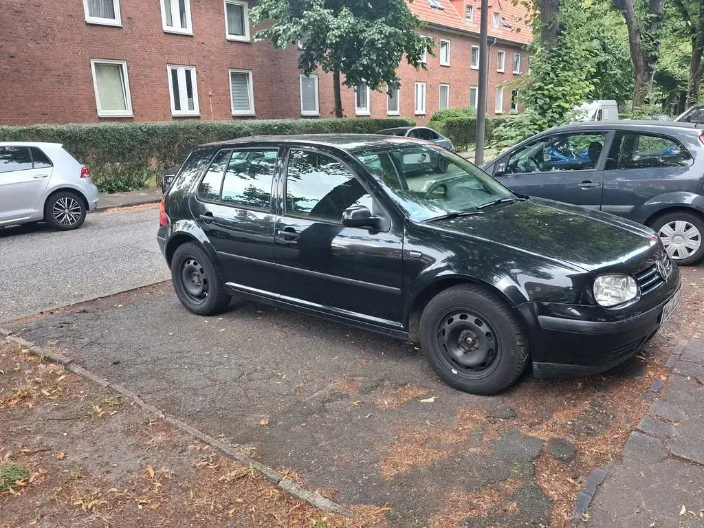 Gebraucht VW Golf IV Basis 101 PS (74 kW) 2000 Schwarz Limousine