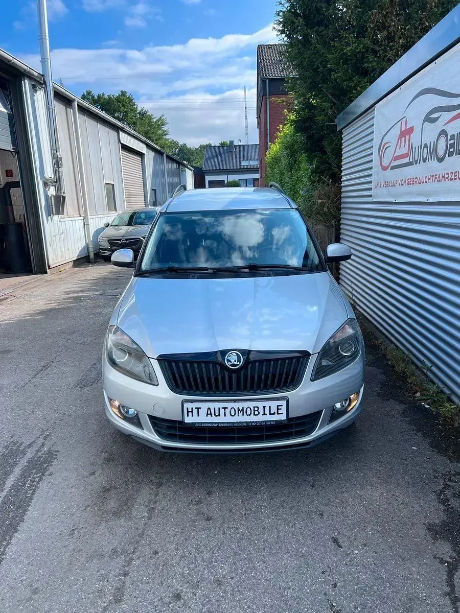 Gebraucht Skoda Roomster 86 PS (63 kW) 2015 Silber Van / Kleinbus
