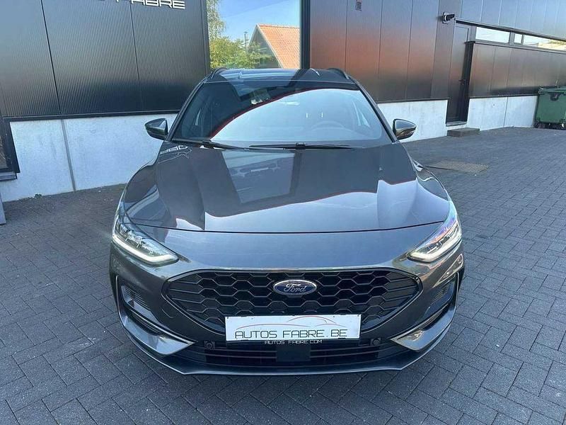 Gebraucht Ford Focus ST-Line 125 PS (91 kW) 2025 Grau Limousine