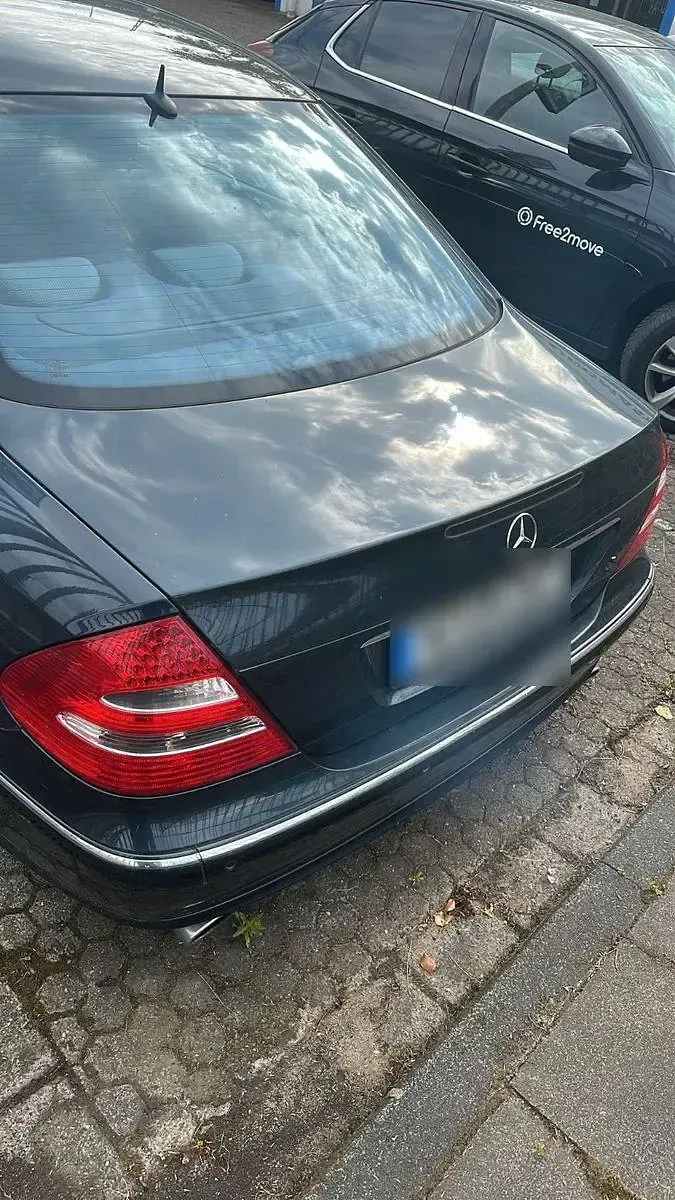Gebraucht Mercedes E500 Avantgarde 306 PS (225 kW) 2002 Blau Limousine