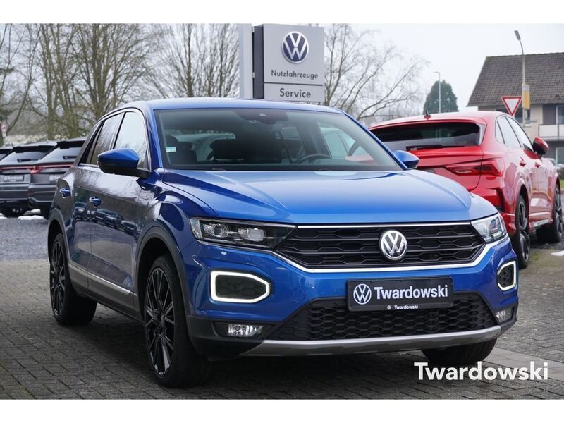 Blau Gebraucht 2020 VW T-Roc Sportline SUV | 17.490 € (Guter Preis) - Bild 1/4