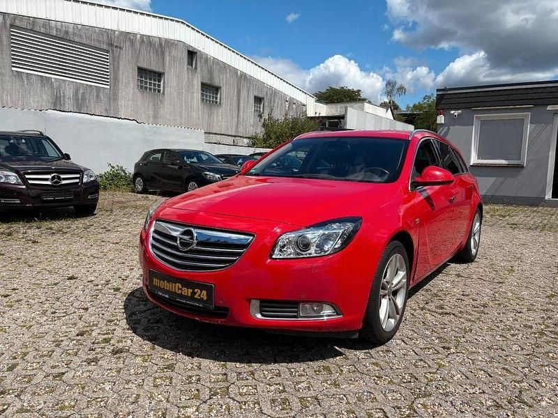 Rot Gebraucht 2013 Opel Insignia Innovation Kombi | 5.200 € (Guter Preis) - Bild 1/4