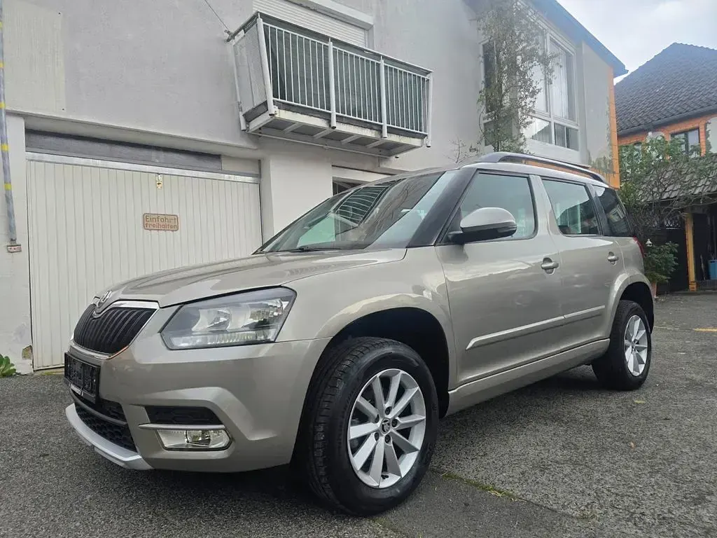 Gebraucht Skoda Yeti Ambition 122 PS (89 kW) 2014 Beige SUV
