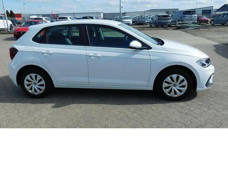 Gebraucht VW Polo Life 80 PS (58 kW) 2023 Purewhite Kleinwagen