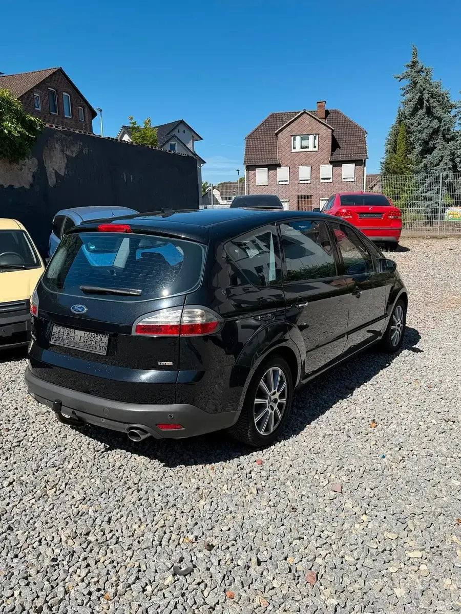 Gebraucht Ford S-MAX S 175 PS (128 kW) 2009 Schwarz Van / Kleinbus